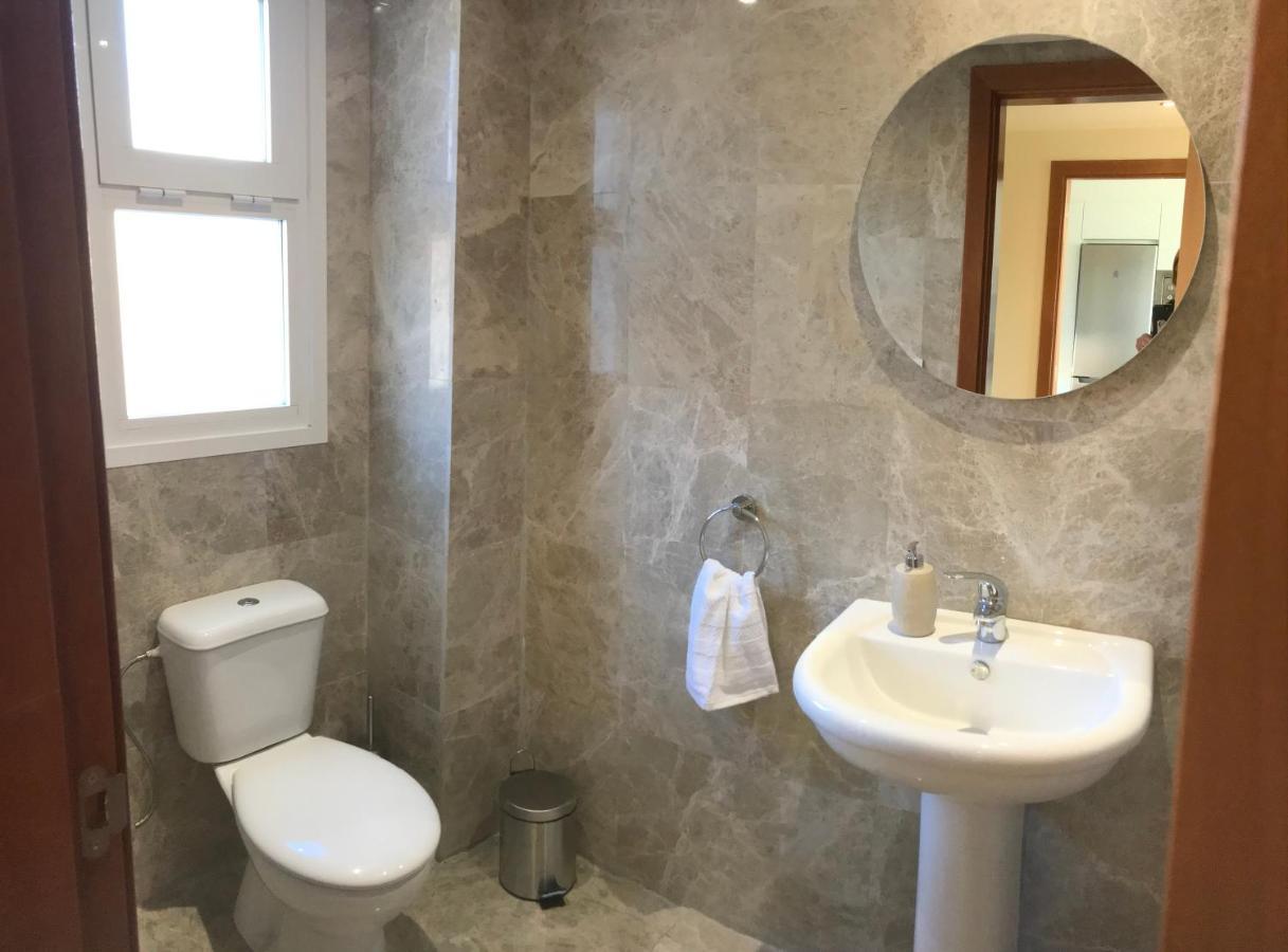 Вілла Manilva Townhouse With Spectacular Views Of Gibraltar Екстер'єр фото